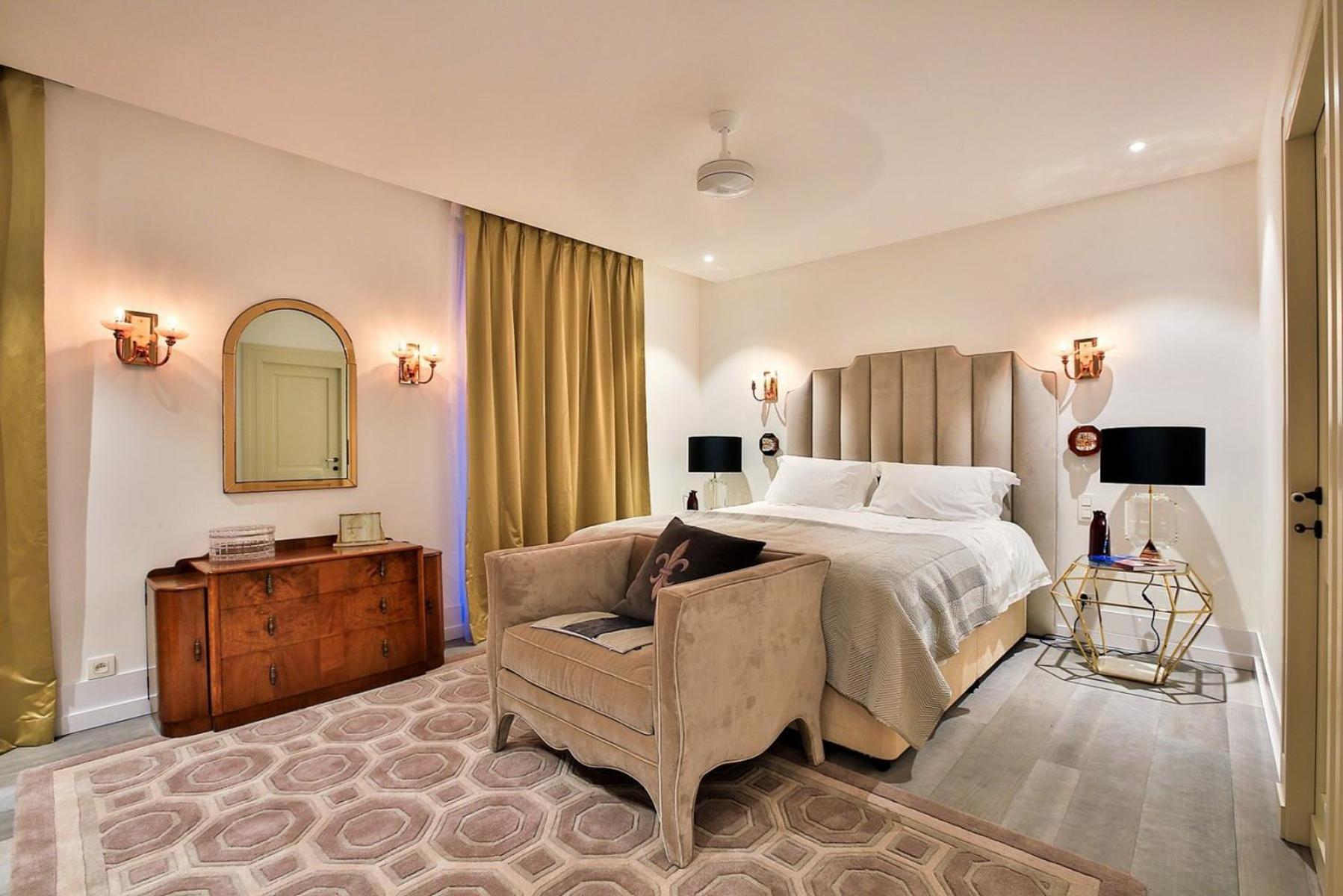Apartment Penthouse Le Lustre