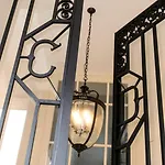 Penthouse Le Lustre